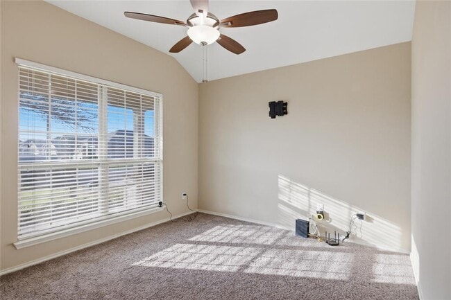 Building Photo - 400 Fistral Dr