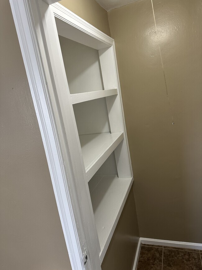 Building Photo - 2500 N 49th St