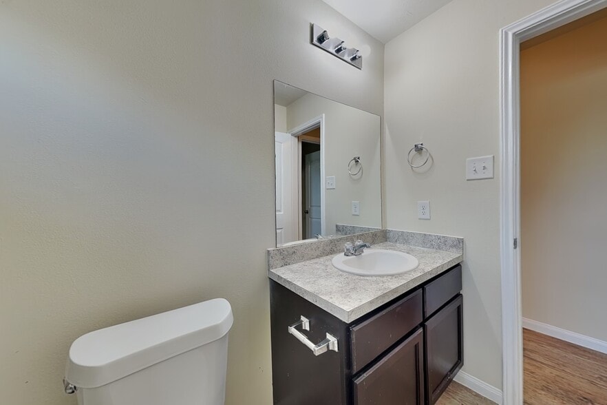 Building Photo - 10119 Berrypatch Ln
