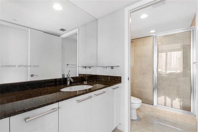 Building Photo - 17201 Collins Ave