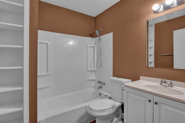 Building Photo - 5002 Blue Spruce Cir