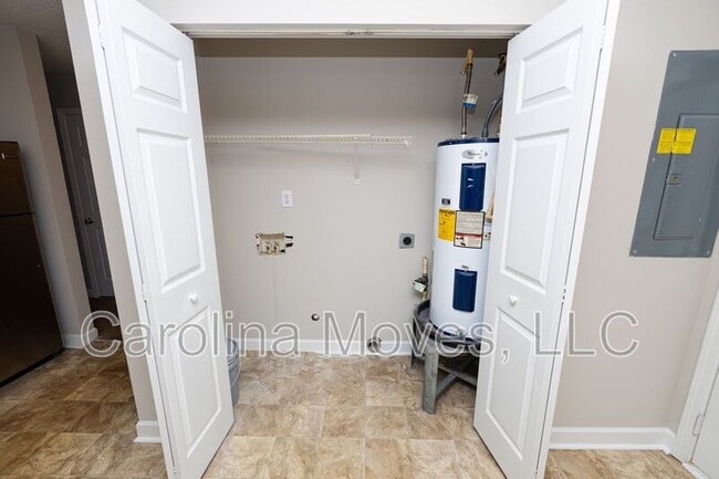 Building Photo - 112 Brushy Hollow Ln