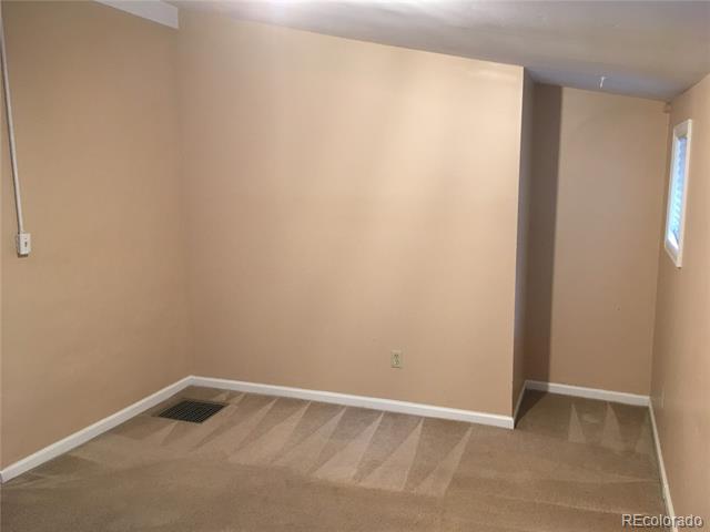 Building Photo - 1021 Cook St