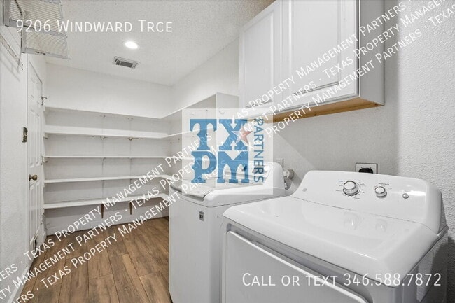 Building Photo - 9206 Windward Trce