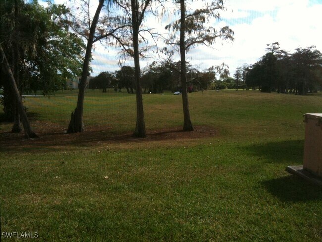 Building Photo - 7820 S Colony Cir