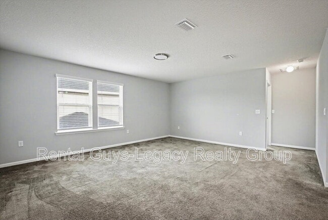 Building Photo - 5054 Oak Bend Ave