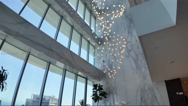 Building Photo - 300 Biscayne Blvd