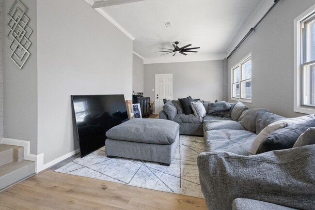 Building Photo - Charming 4BR House in Temple Hills