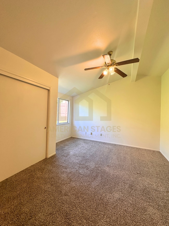 Building Photo - 3855 Via Mondo