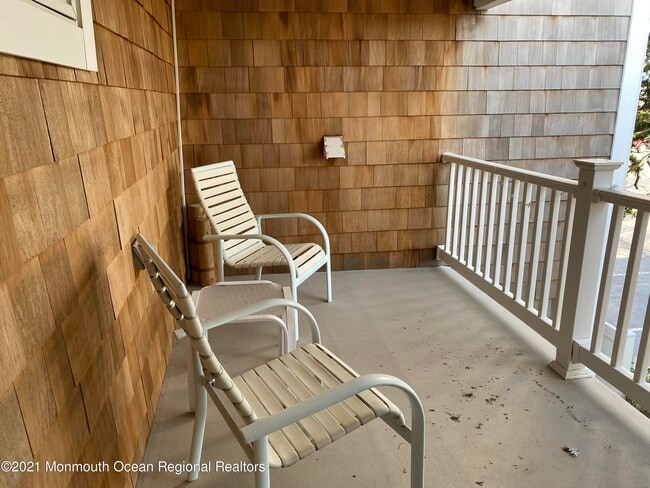 Building Photo - 45 Mount St