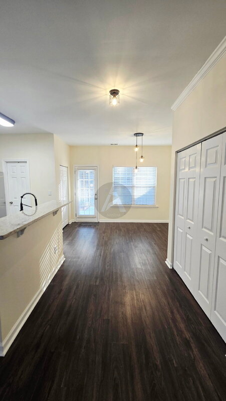 Building Photo - 4704 Liberty Square Dr