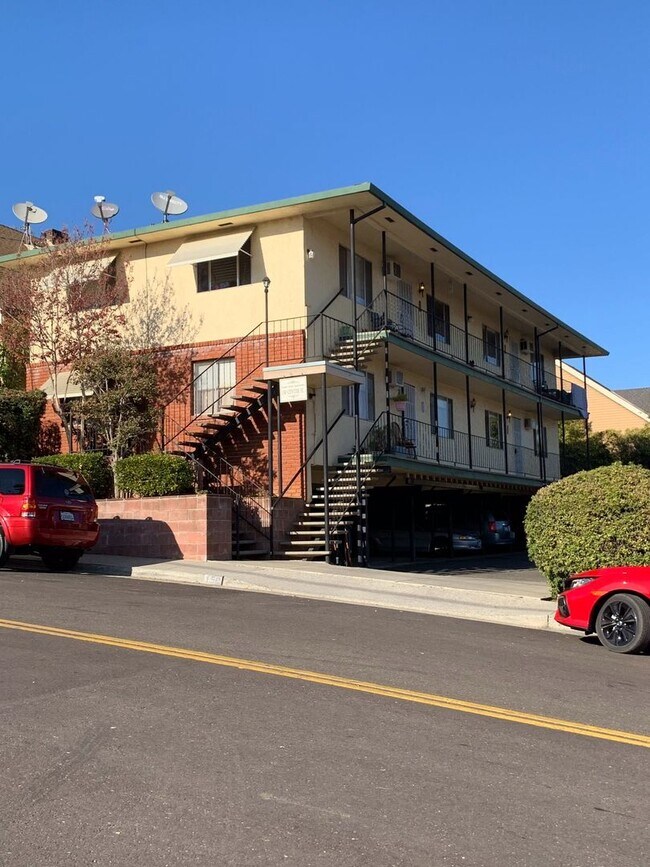 Downtown apartment 150 Center St Auburn CA 95603 Apartment Finder