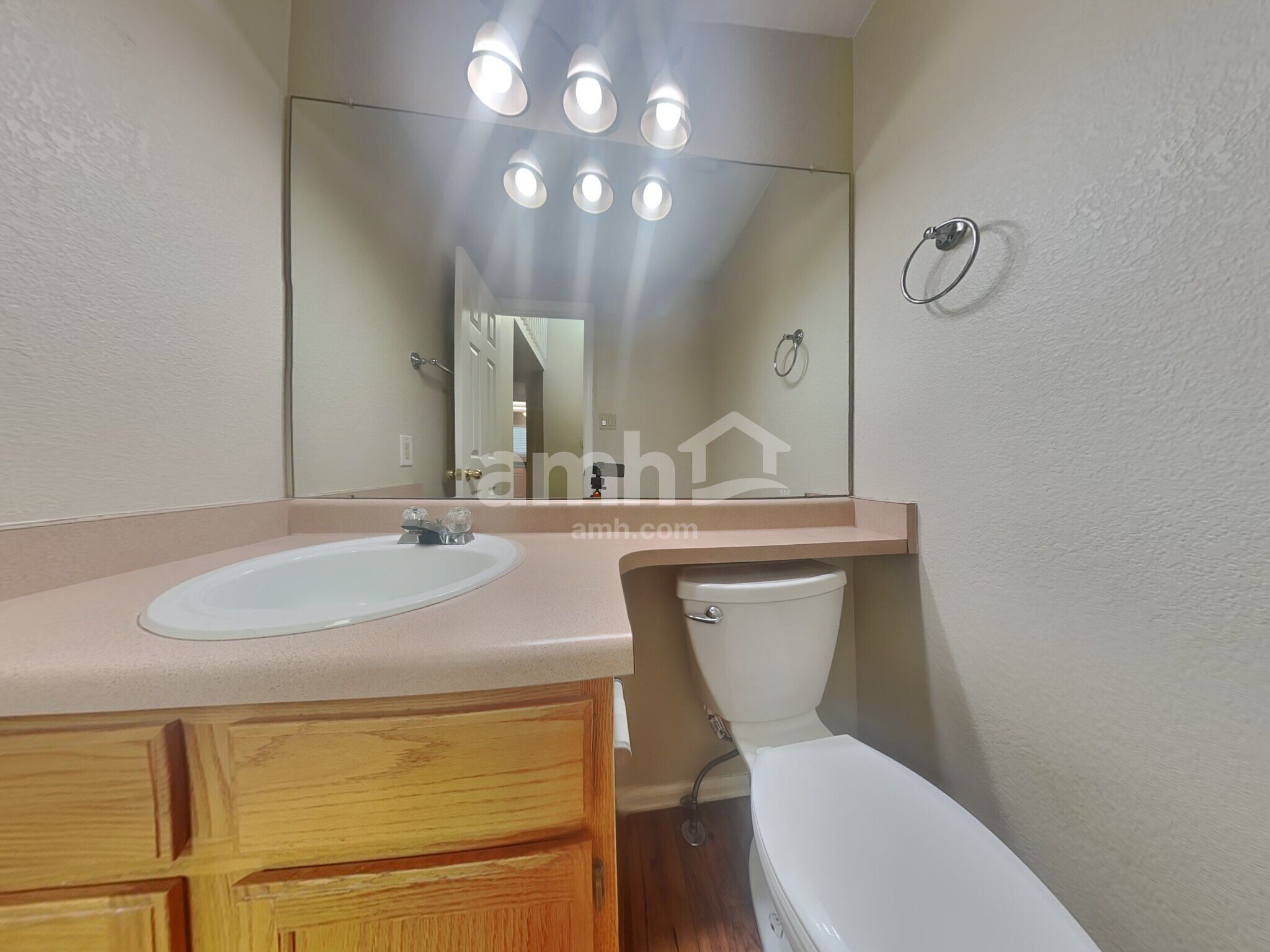 Building Photo - 12032 Forest St