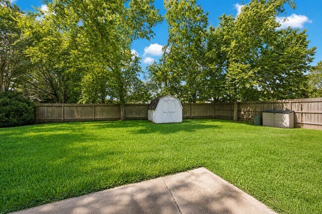 Building Photo - 9811 Sandtown Cir
