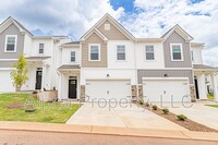 Building Photo - 102 Sweet Almond Ct