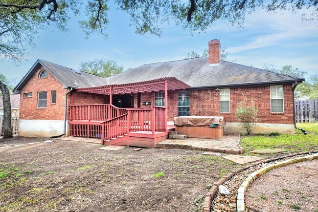 Building Photo - Executive Home in Greenshire with Luxurious Updates and Spacious Outdoor Living - Agent Commissio...