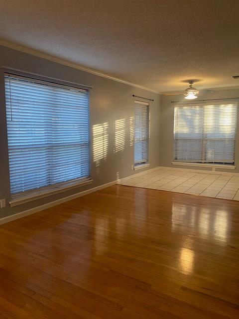 Building Photo - 8908 Viking Dr