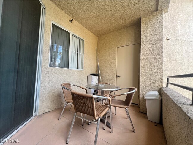 Building Photo - 7139 S Durango Dr