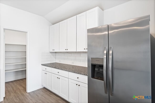 Building Photo - 2460 Vesper Bnd