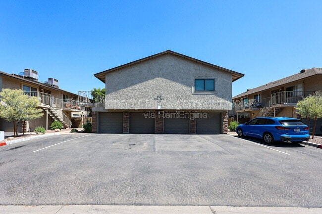 Building Photo - 8531 E Belleview St