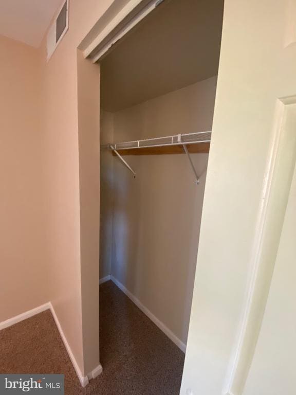 Building Photo - 5833 Orchard Hill Ct