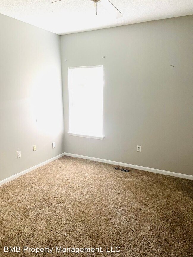 Building Photo - 3 br, 2 bath House - 180 Pine Meadow Circle