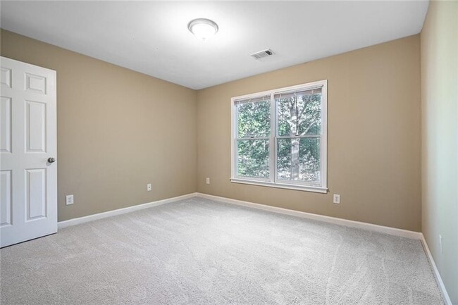 Building Photo - 3284 Sheffield Cir