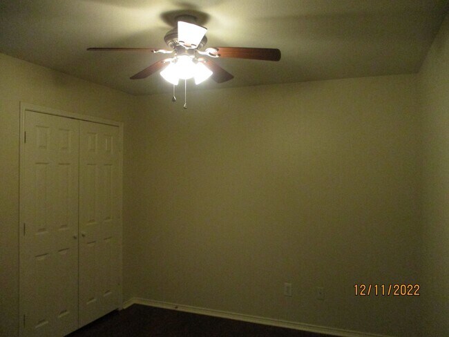 Building Photo - 5144 Waterview Ct