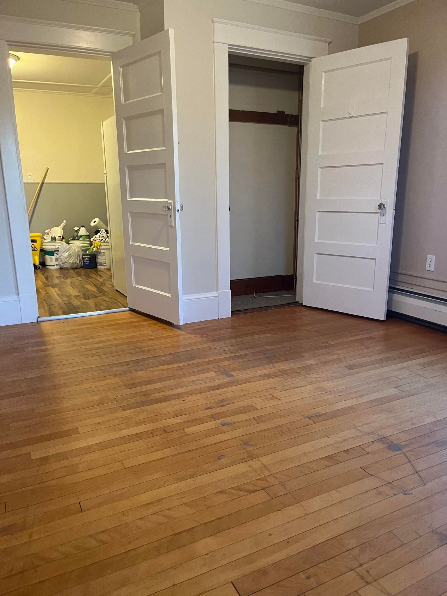 Building Photo - 14 Elm St