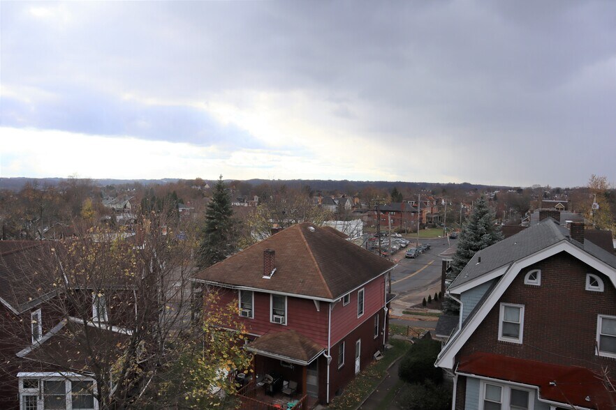 A view from the dining room windows. The sunsets are beautiful to watch - 203 Richbarn