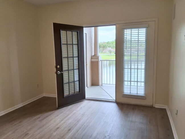 Building Photo - Beautiful WATER VIEW 3 bedroom, 2 bathroom...