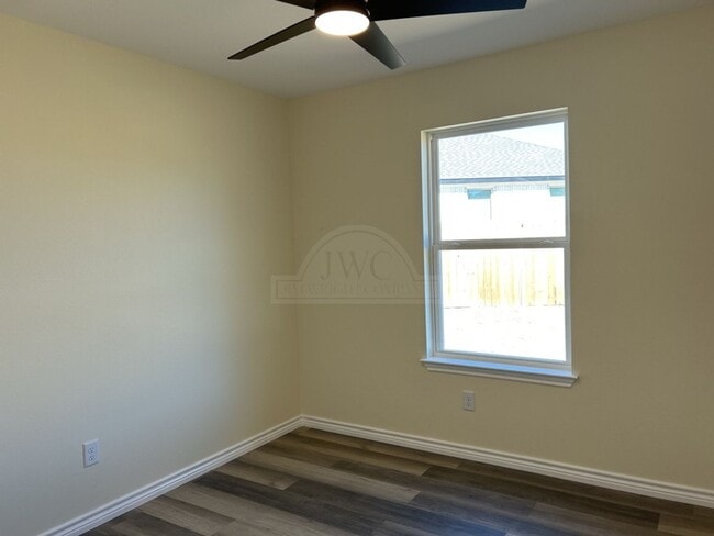 Building Photo - 5224 Rose Gdn Lp