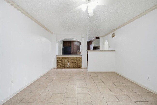 Building Photo - 510 56th St