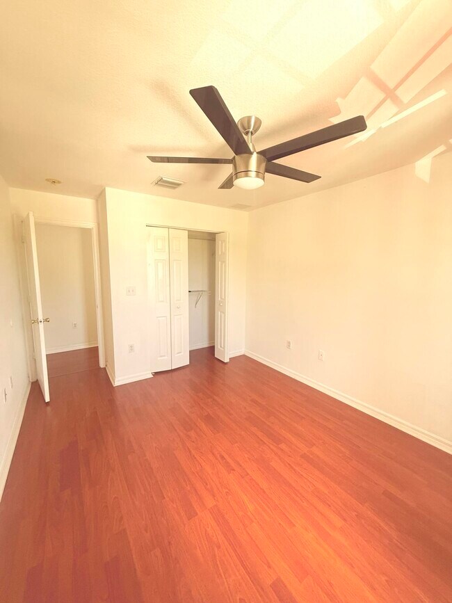 Building Photo - 4534 SW 127th Terrace
