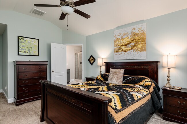 Building Photo - 205 Parrish Ln