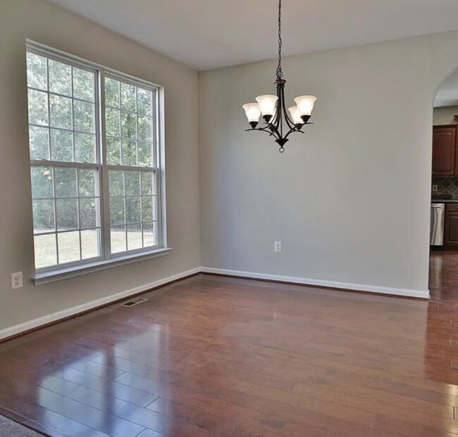 Building Photo - 46123 Gooseneck Dr