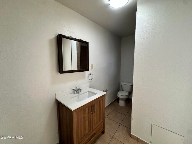 Building Photo - 152 Elvira Way