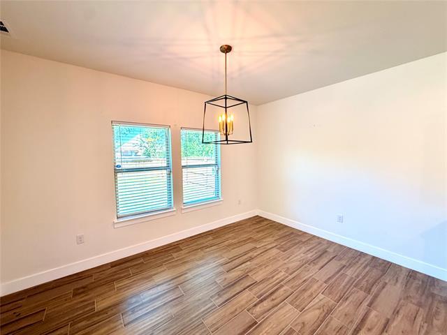 Building Photo - 1720 Lloyd Ave