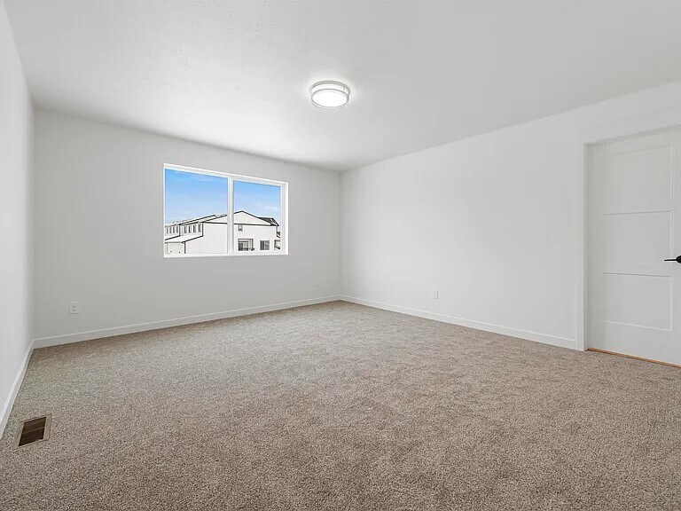 Building Photo - 1130 Greenfield Dr