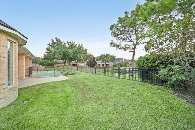 Building Photo - 6915 Monarch Lake Ln