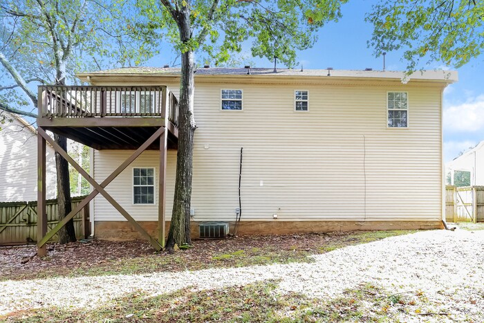 Building Photo - 309 Timberglen Dr