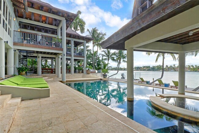 Building Photo - 14 W San Marino Dr