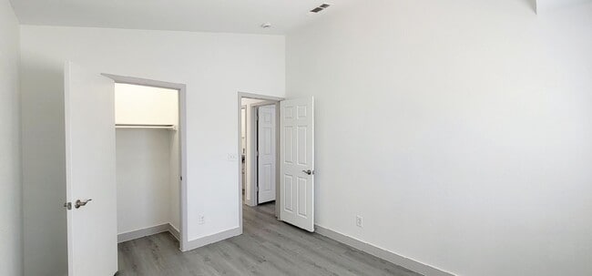 Building Photo - 73 Sea Holly Way
