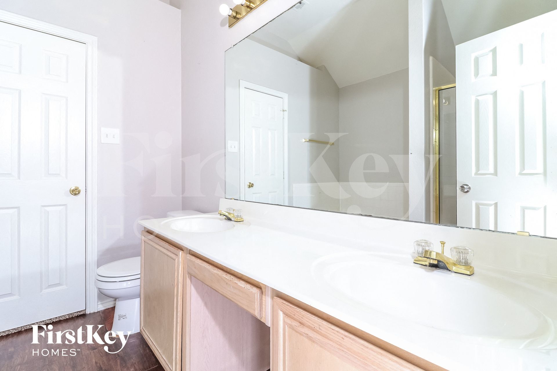 Building Photo - 1022 Lamar Ave