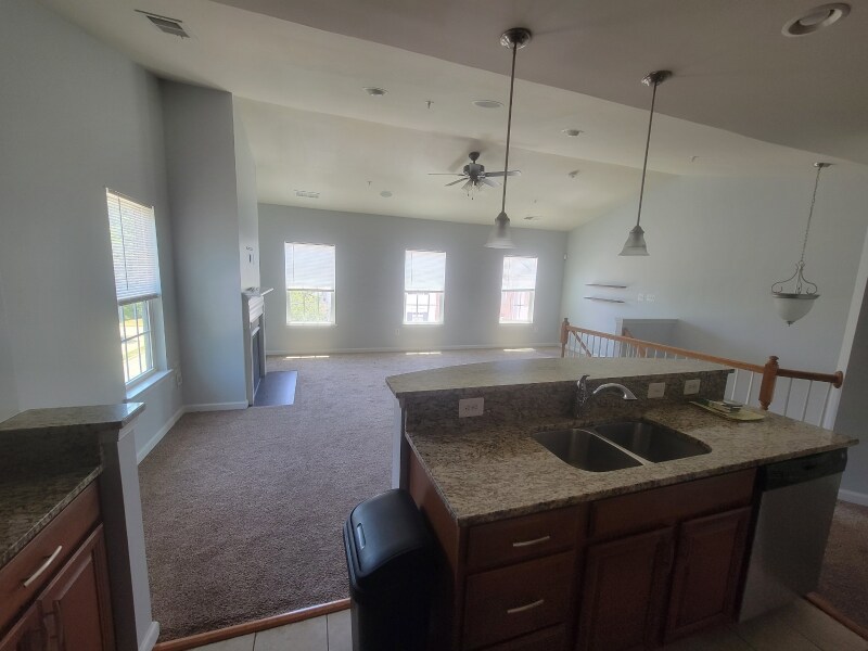 Building Photo - 5614 Virginia Ln