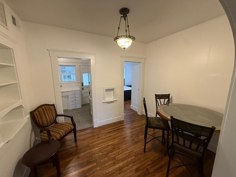 Dining Room - Furnished - 4907 Louisiana St