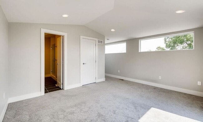 Building Photo - 1334 Osceola St