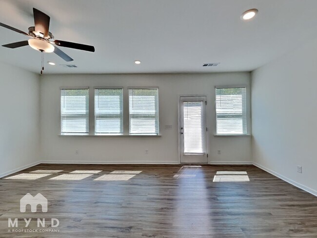 Building Photo - 289 Whitetail Cir