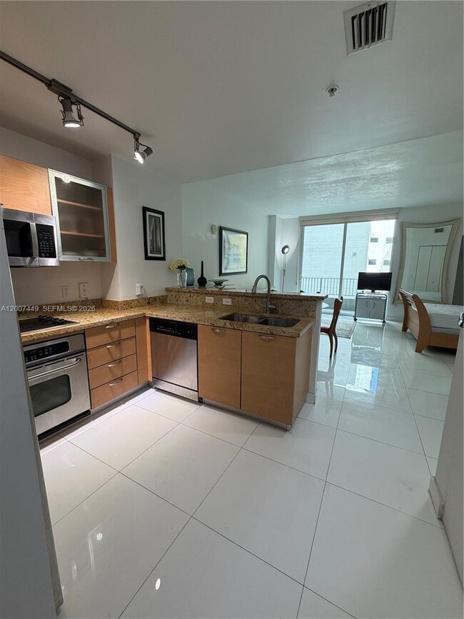 Building Photo - 3180 SW 22nd Terrace