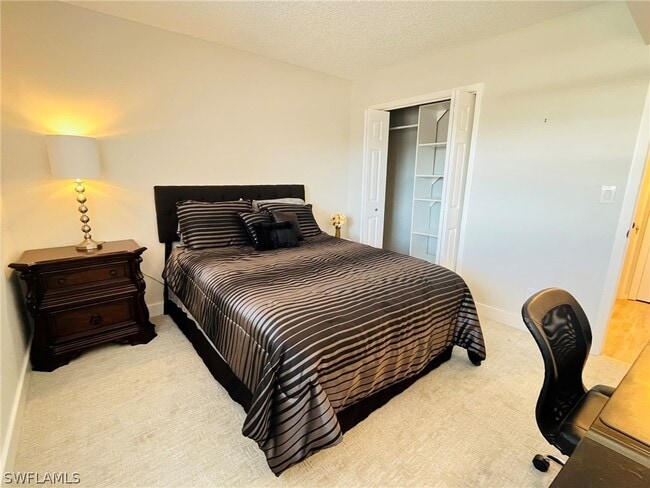 Building Photo - 4912 Tamiami Trl E